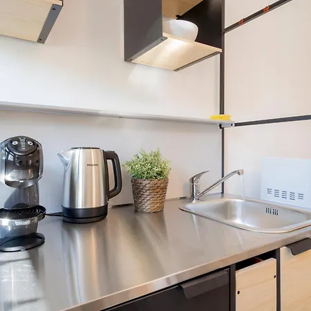 Modern Near With Kitchenette Apartament *